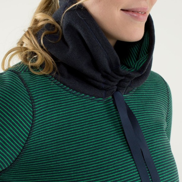 Lululemon Avenue Pullover - Picture 3 of 10